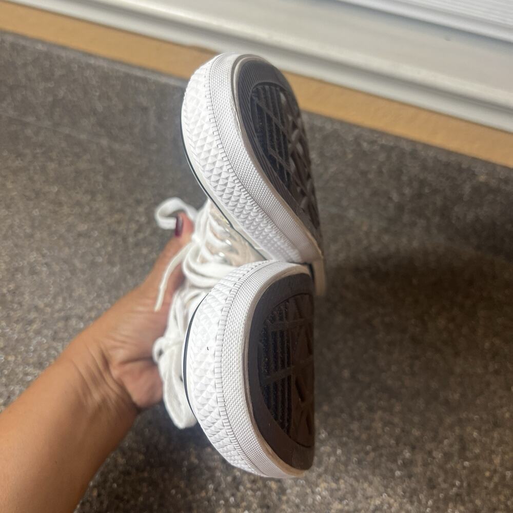 Converse All Star Women Sz 9 Pink Canvas Sneaker Skate Lace Up Low Padded Tongue - Picture 7 of 11